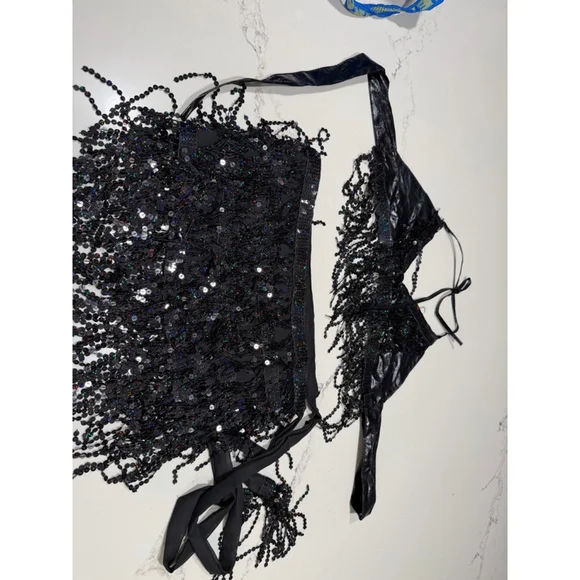NEW Belly Dance Skirt Bra Top Sequins Fringe Skirt Set Rave Dance One Size - Picture 3 of 3